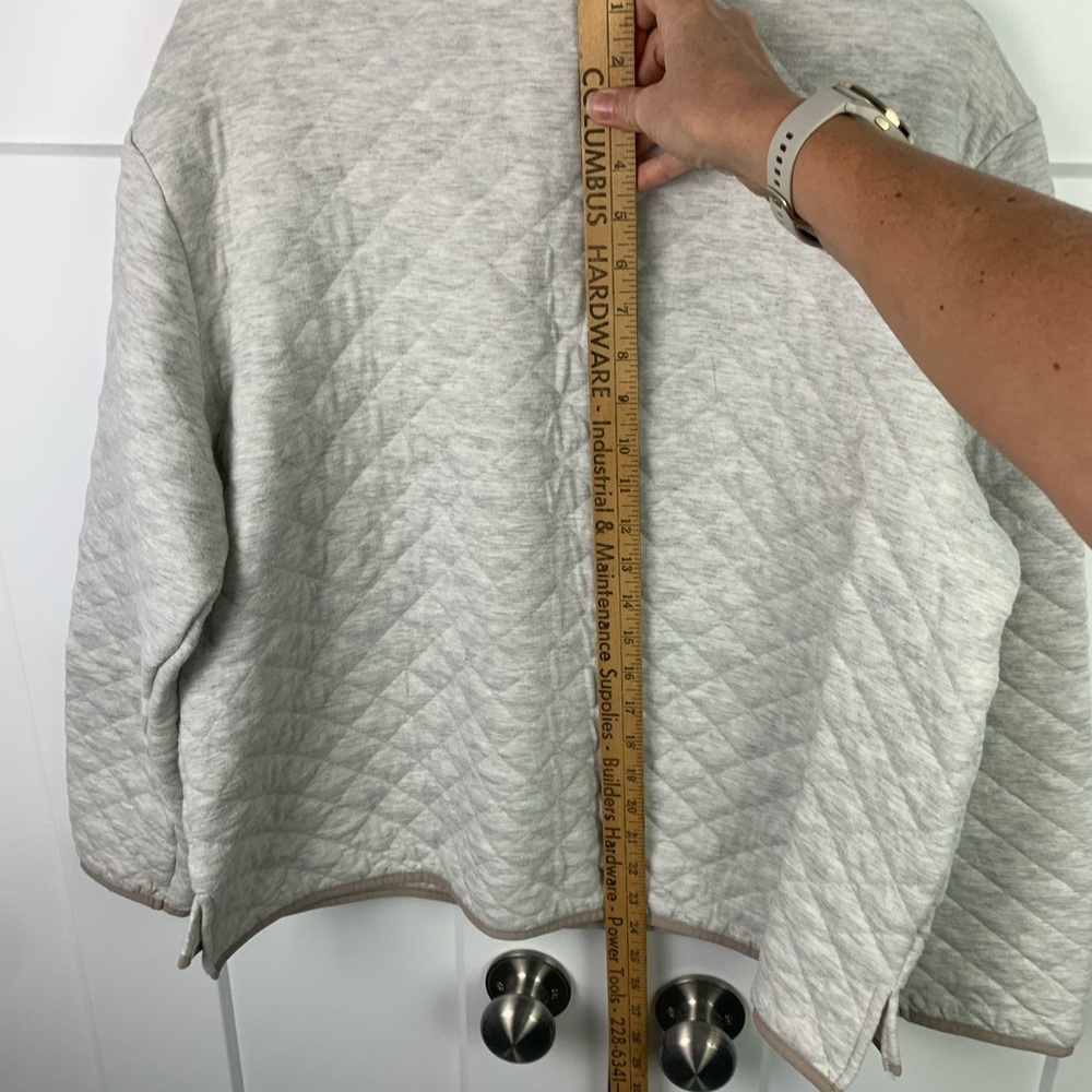 Eddie Bauer XL Quilted Pullover Quarter Snap Beige Sweater - Picture 4 of 6